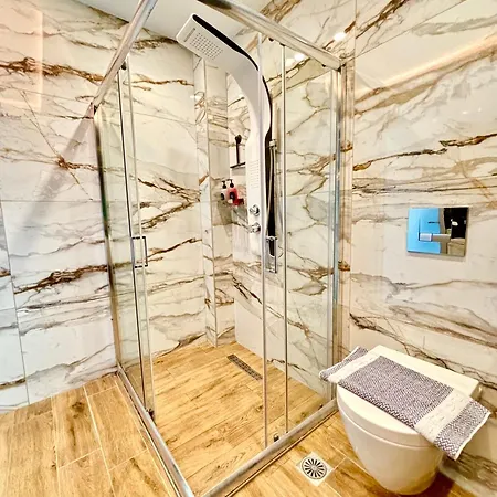 Апартаменты Candi Luxury 2