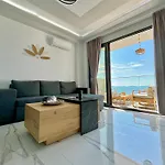 Candi Luxury 2 * Νέος Μαρμαράς