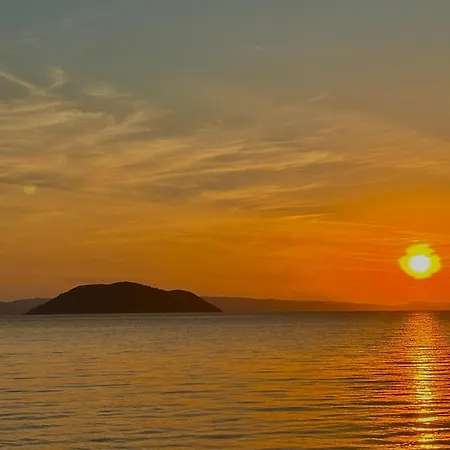 Candi Luxury 2 Apartment