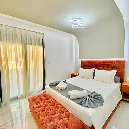 Candi Luxury 2 شقة نيوس مارماراس