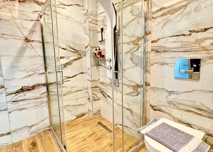 아파트 Candi Luxury 2